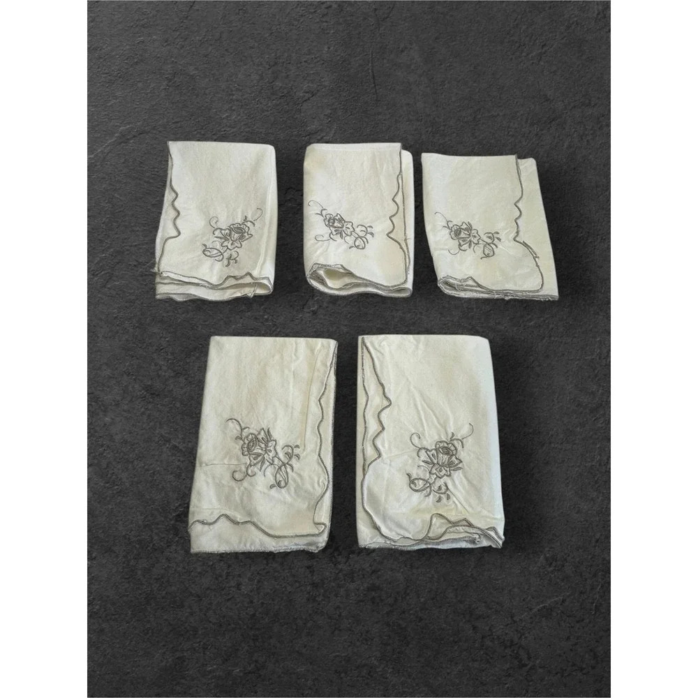 Vintage Linen Napkins Runner Set White Blue Gray Embroidered